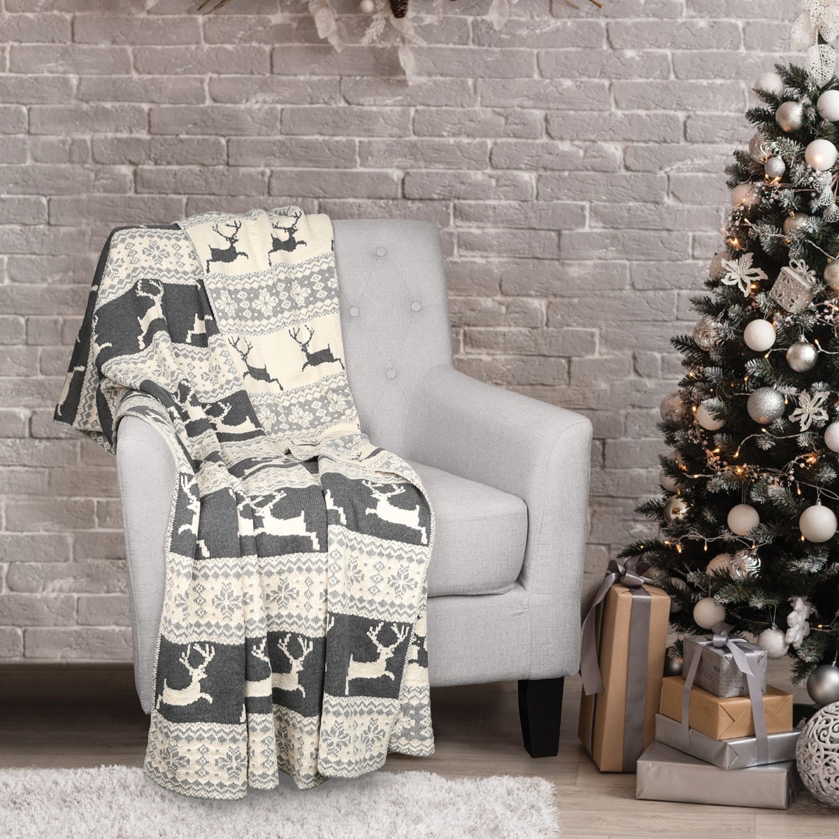 Reindeer Throw