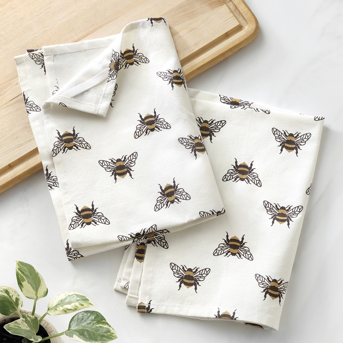 Bee Towel Set