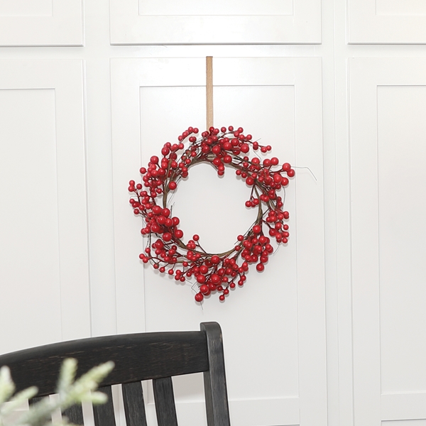 Alternate view: of Large Berry Wreath