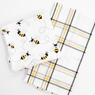Bee Plaid Towel Set