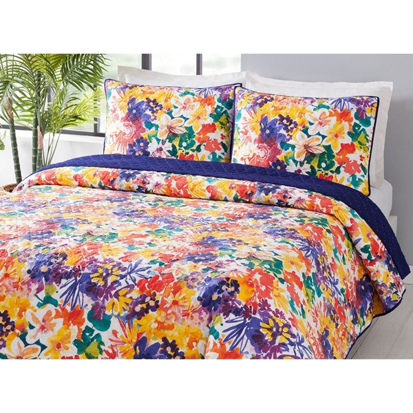 Alternate view:Lifestyle of Garden In Bloom Quilted Comforter Set