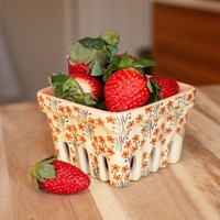 Bouquet Berry Basket - 480173